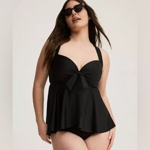 Torrid Black One-Piece Swimsuit Swim Dress Wireless Built in Bra Plus Size 1X